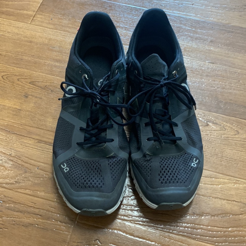 On Running Men's Black Cloud Sneakers - Picture 2 of 10